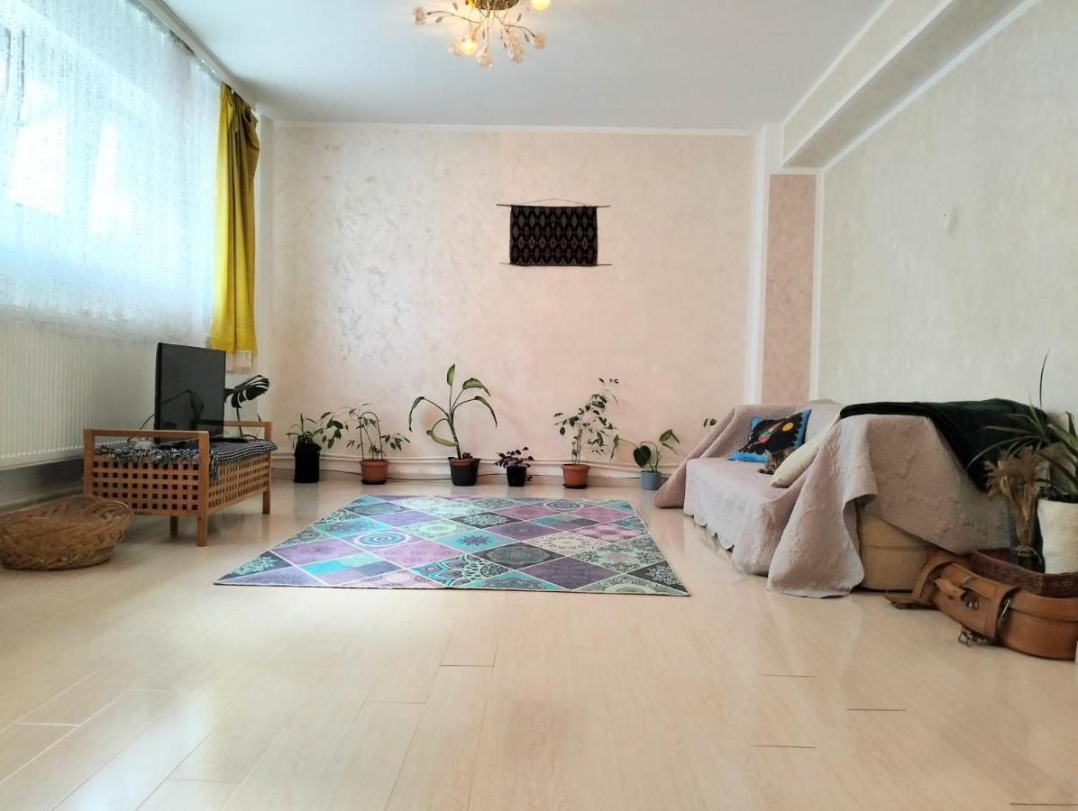 بوخارست Royal Awoun Home المظهر الخارجي الصورة